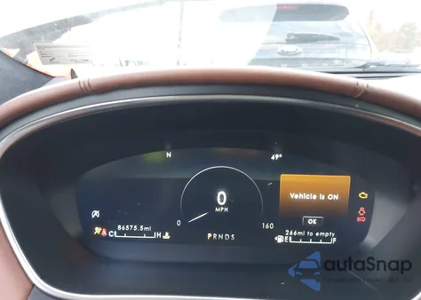 2019 Lincoln Nautilus Black Label z USA, uszkodzony, nr VIN 2LMPJ9J9XKBL17976